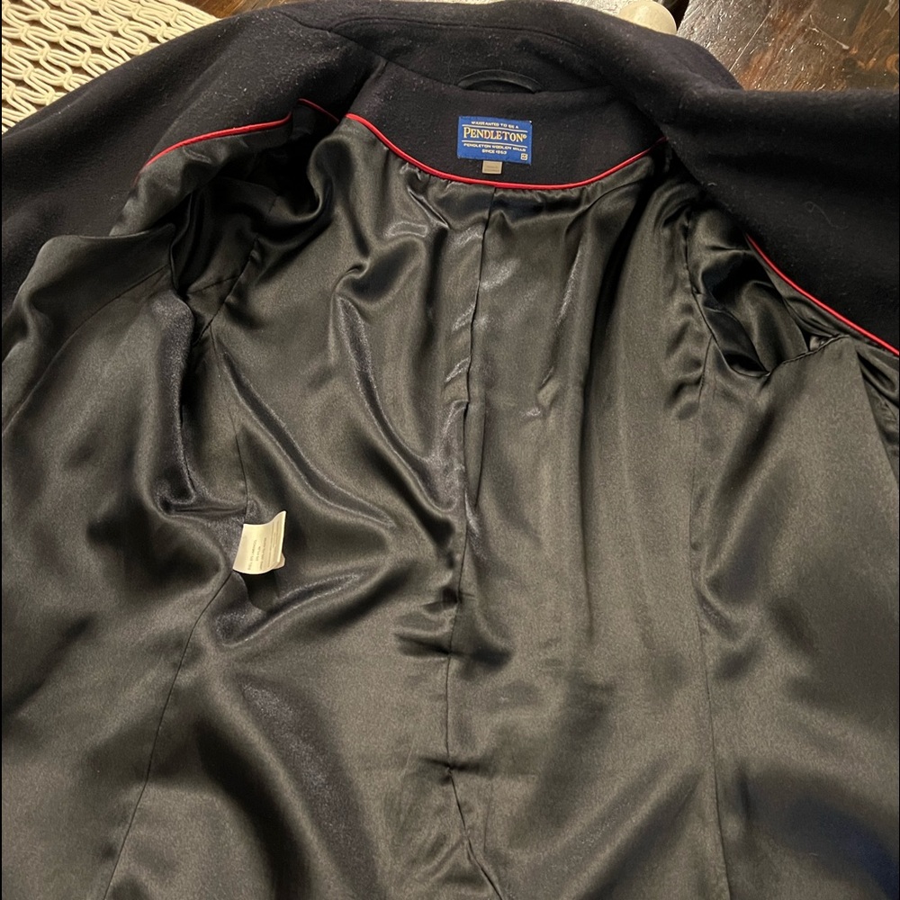 Pendleton Woman’s Jacket! - image 5